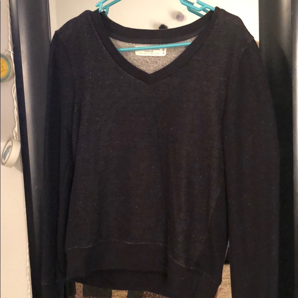 Vneck crew sweater